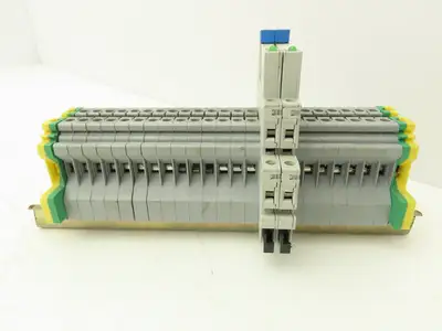 Connectwell Hongfa 41F-1Z-C2-5 Terminal Block Relay base D Rail Mixed Lot of 78