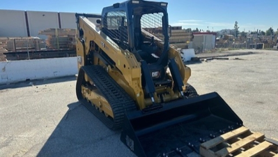 USED 2025 Caterpillar 275
