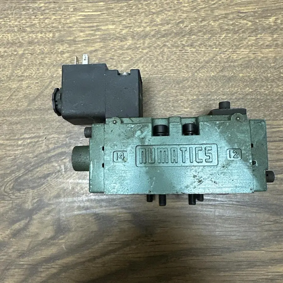 Used NUMATICS I12BA4004P00061 Solenoid Valves | Surplus Asset Holdings #1204264