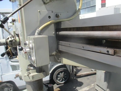4' -12" Clausing, radial drill
