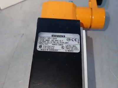 NEW SIEMENS 3SE3 1201GW