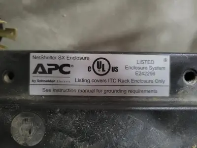 USED SCHNEIDER ELECTRIC AP7581