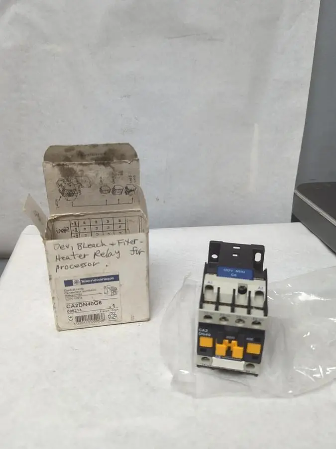New | in-Stock TELEMECANIQUE CA2DN40G6 Miscellaneous Equipment (Electrical & Power) | Surplus Asset Holdings #1201846