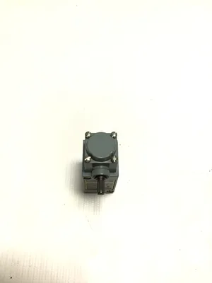 Allen-Bradley 802T-AP Oil Tight Limit Switch – Series F