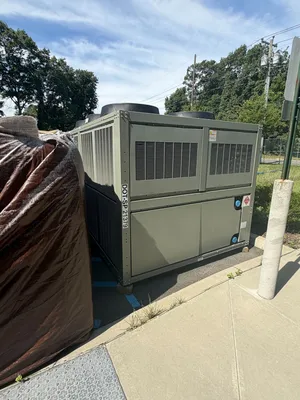 2024 TRANE CGAM Chillers | Perry Equipment (3)
