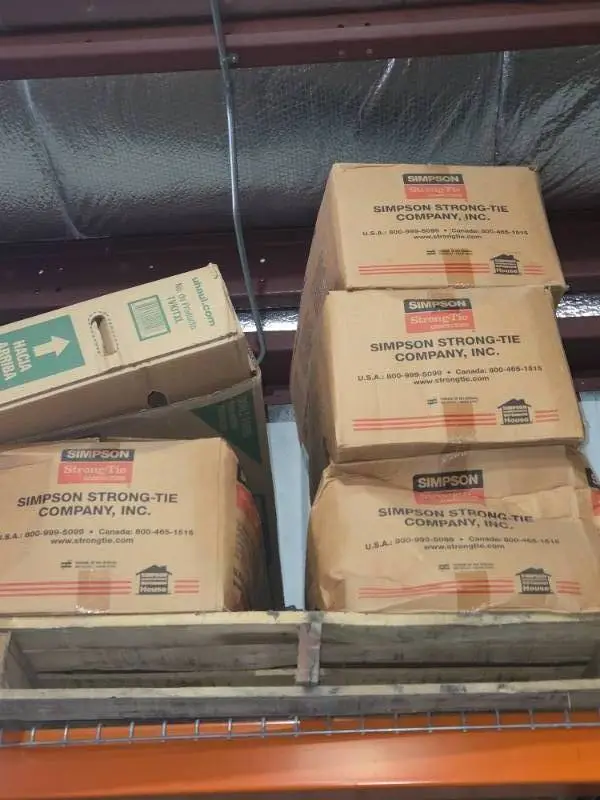 Pallet of simpson Brackets