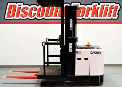 USED 2005 CROWN SP3420-30