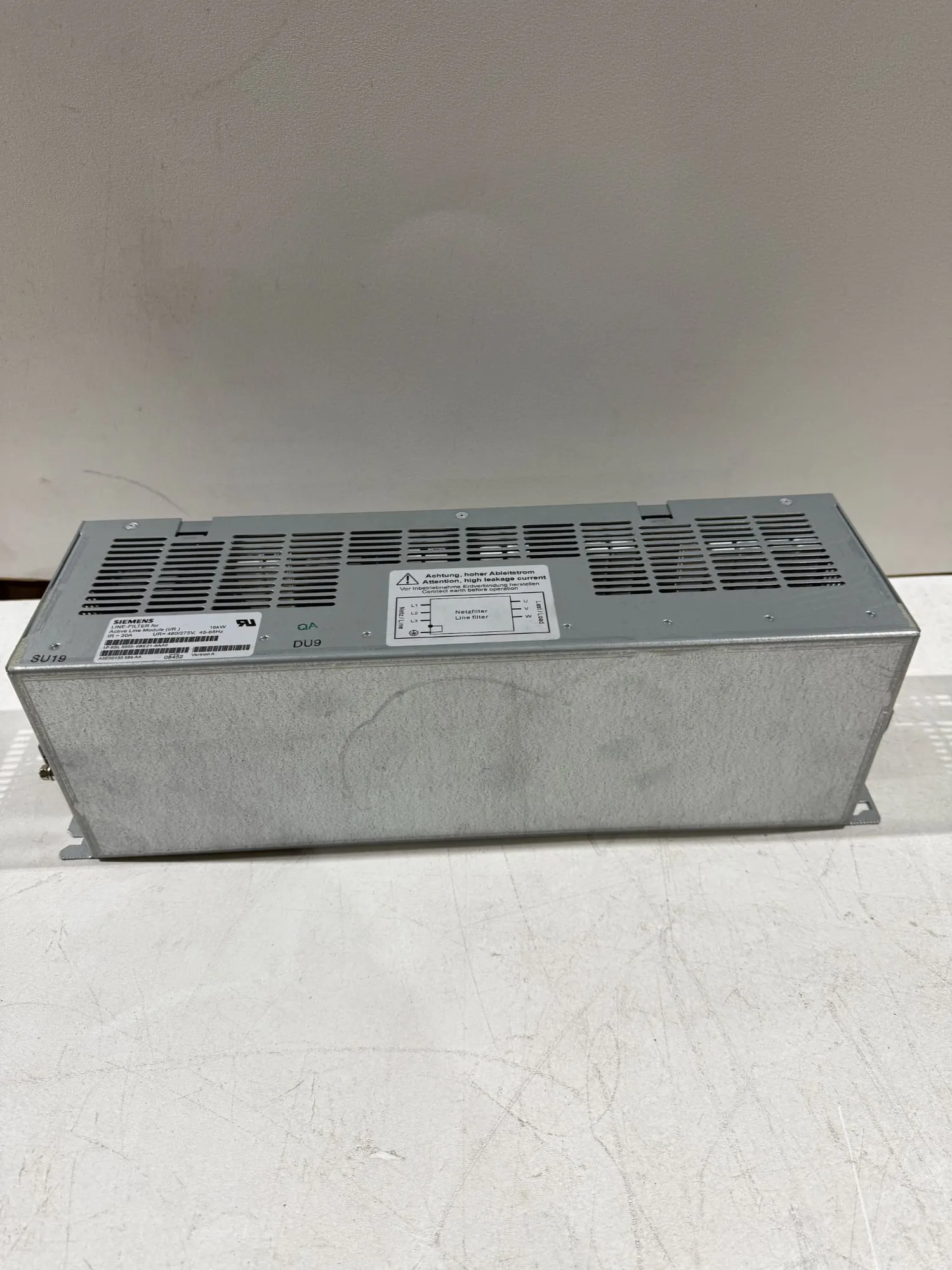 NEW SIEMENS 1P6SL3000-0BE21-6AA0