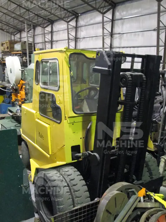 Used YALE GLP-080-LBNSBS-090 Internal Combustion Forklifts: Pneumatic Tire Iowa US | NS Machine #470375