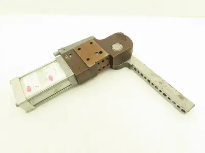 Destaco 82G6N-631E403-02390A Pneumatic Power Clamp 7/8" Square Drive 10" Arm