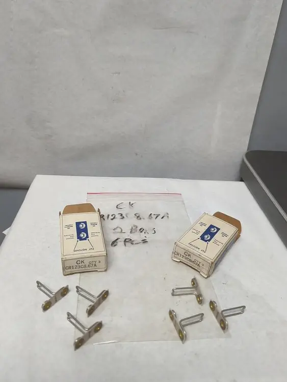 New | in-Stock ELEMENT CR123C8.67A Miscellaneous Equipment (Electrical & Power) | Surplus Asset Holdings #1196731