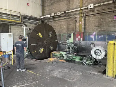 USED WMW ZERBST CNC INTERNAL THREAD LATHE Ø 4000 MM