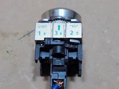 Used SIEMENS 3SU1400-1AA10-1BA0 Switchgears British Columbia CA | Lenmark #1438430