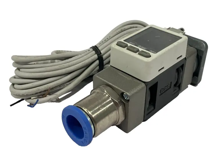 New | in-Stock SMC Digital Flow Switch w/ Integrated Display Pressure Switches Michigan US | Maverick Industrial Sales #1486143