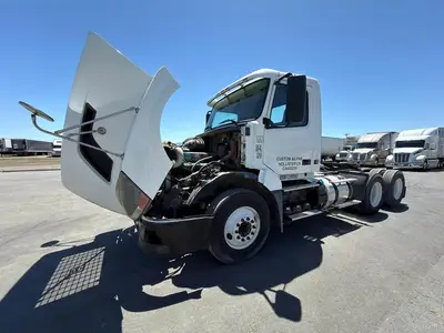 Used 2011 VOLVO VNL64T300 Conventional trucks California US | Ben Kaplan Equipment #1250886