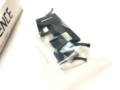 USED KEYENCE PANEL MOUNT BRACKET SET