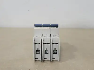 Used ALLEN-BRADLEY 1489-A3C400 Switchgears British Columbia CA | Lenmark #239236