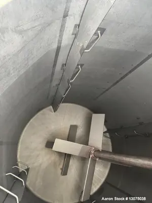 Stainless Steel Tank 5,800 Gallons with Agitation