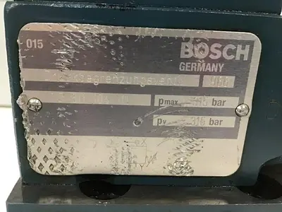 USED BOSCH 0 811 402 019