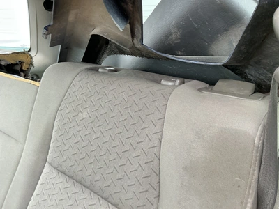 USED 2005 JEEP LIBERTY