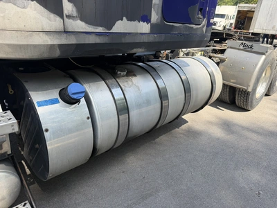 Used 2013 MAC 613CXU613 Conventional trucks Indiana US | Miedema Asset Management Group #1414639