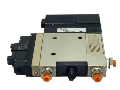 Used SMC Vacuum Ejector w/ ZSE1‑00‑55CL Pressure Switch PLC Processors Michigan US | Maverick Industrial Sales #1394264
