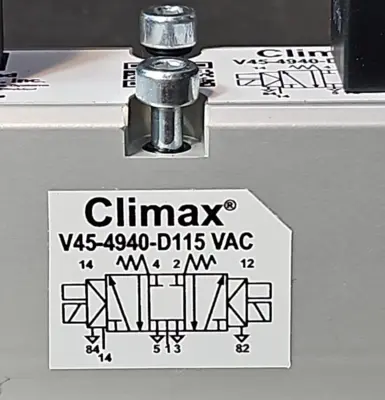 SMC V45-4940-D115 Pneumatic Solenoid Valve (BIN423)