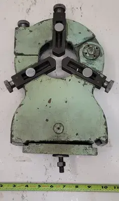 USED MONARCH STEADY REST