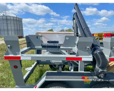 Used TRAVIS _UNKNOWN_ Seed Tenders Iowa US | Keast Enterprises #1360492