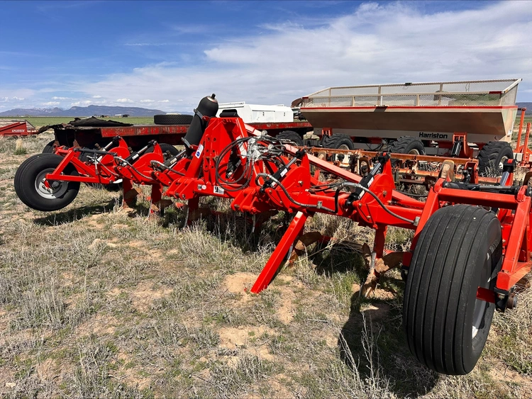 Used _UNKNOWN_ _UNKNOWN_ Cultivators Idaho US | Tri-Steel Manufacturing #1557076