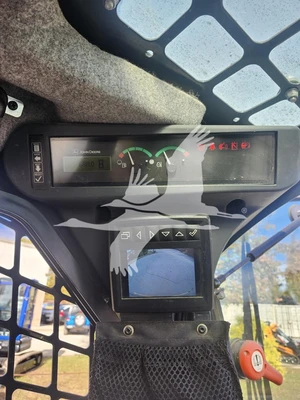 USED 2022 DEERE 331G