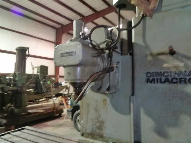 Used 1980 CINCINNATI MILACRON 550-20 Vertical Mills Illinois US | BLUMBERG MACHINERY COMPANY #398012
