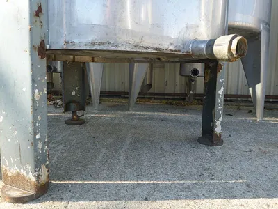 _UNKNOWN_ 750 LITRE Tanks SS Europe 0-4,999 Litres | Perry Equipment (6)