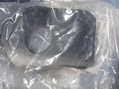 Gaskets & Brackets