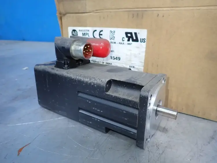 Used ALLEN BRADLEY MPLA220TV074AA Servo Motors | HGR 24 #730698