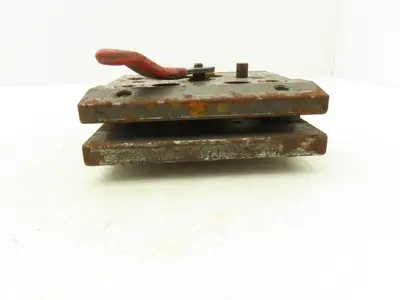 Amada 902000 Brake Press Tool Die Holder Clamp With Two Holders 1/2" Tang