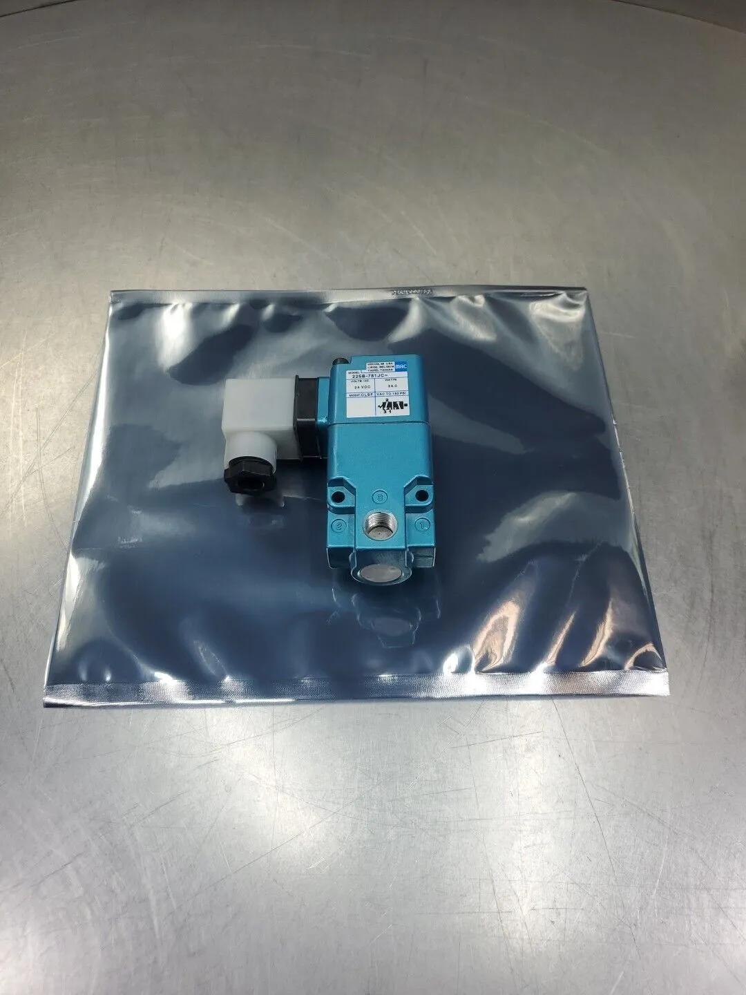 MAC 225B-781JC Solenoid Valve w/24V AC/DC Connector Module, 150PSI. 6A-12