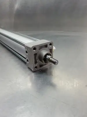 SMC NCA1R200-1800 MAX PRESS. 250PSI (1.7MPa) PNEUMATIC CYLINDER. 6D