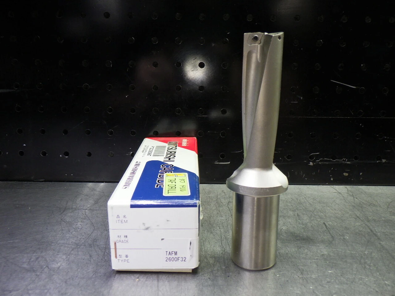 Mitsubishi 26mm Coolant Thru Indexable Drill 32mm Shank TAFM2600F32 (LOC1767)