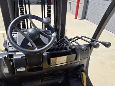 Used 2019 Yale GLC155VXN Liquid Propane Forklifts New York US | United Lift #1446731