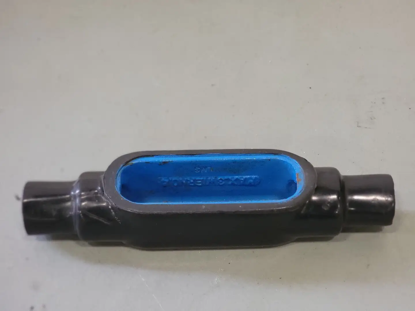 USED THOMAS & BETTS TA04648 A