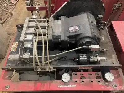 USED 2010 OMAX MAXIEM 1530