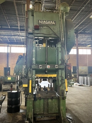 USED NIAGARA NIAGARA SC1-200-30-36 PRESS