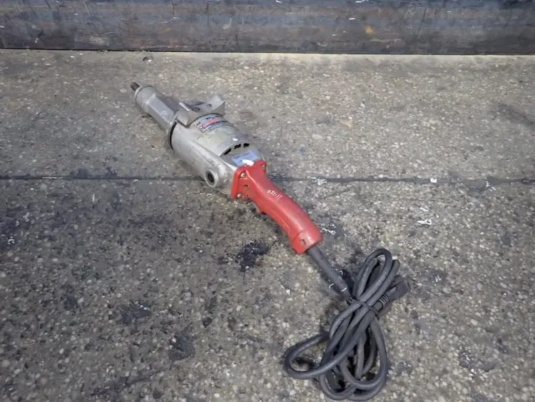 Used MILWAUKEE 5240 Power & Hand Tools (Misc) Ohio US | HGR 24 #878392