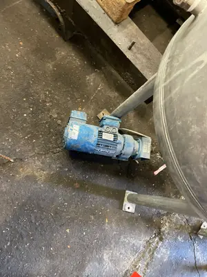 USED LABOR DOUBLE WALLED STORAGE TANKS