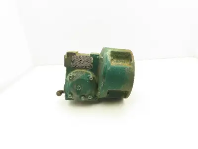 Master Power Transmission 056WM12F60 Gearbox 60:1 = 29 RPM RH Flanged Output 56C