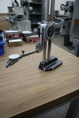 Used ETALON HEIGH GAUGE Lab Inspection Minnesota US | Machinesused.com #1506409