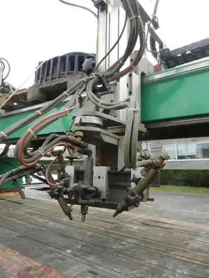 USED ZINSER CNC 2215-4
