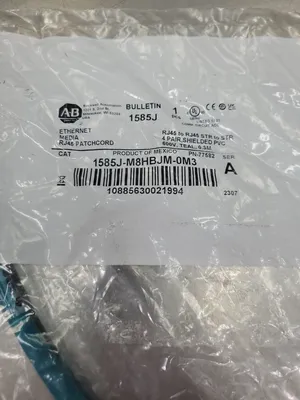 ALLEN BRADLEY 1585J-M8HBJM-0M3 SER.A Ethernet RJ45 Patchcord. 5A-8