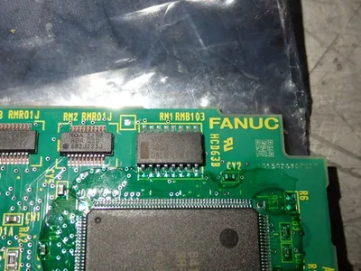 NEW FANUC A20B33000280